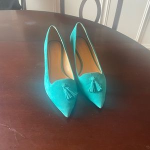 Turquoise pumps size 7.5